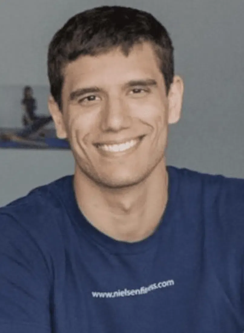 Nielsen Fitness In-home, studio, and virtual personal trainer toronto, collingwood, london, hamilton, and ottawa.